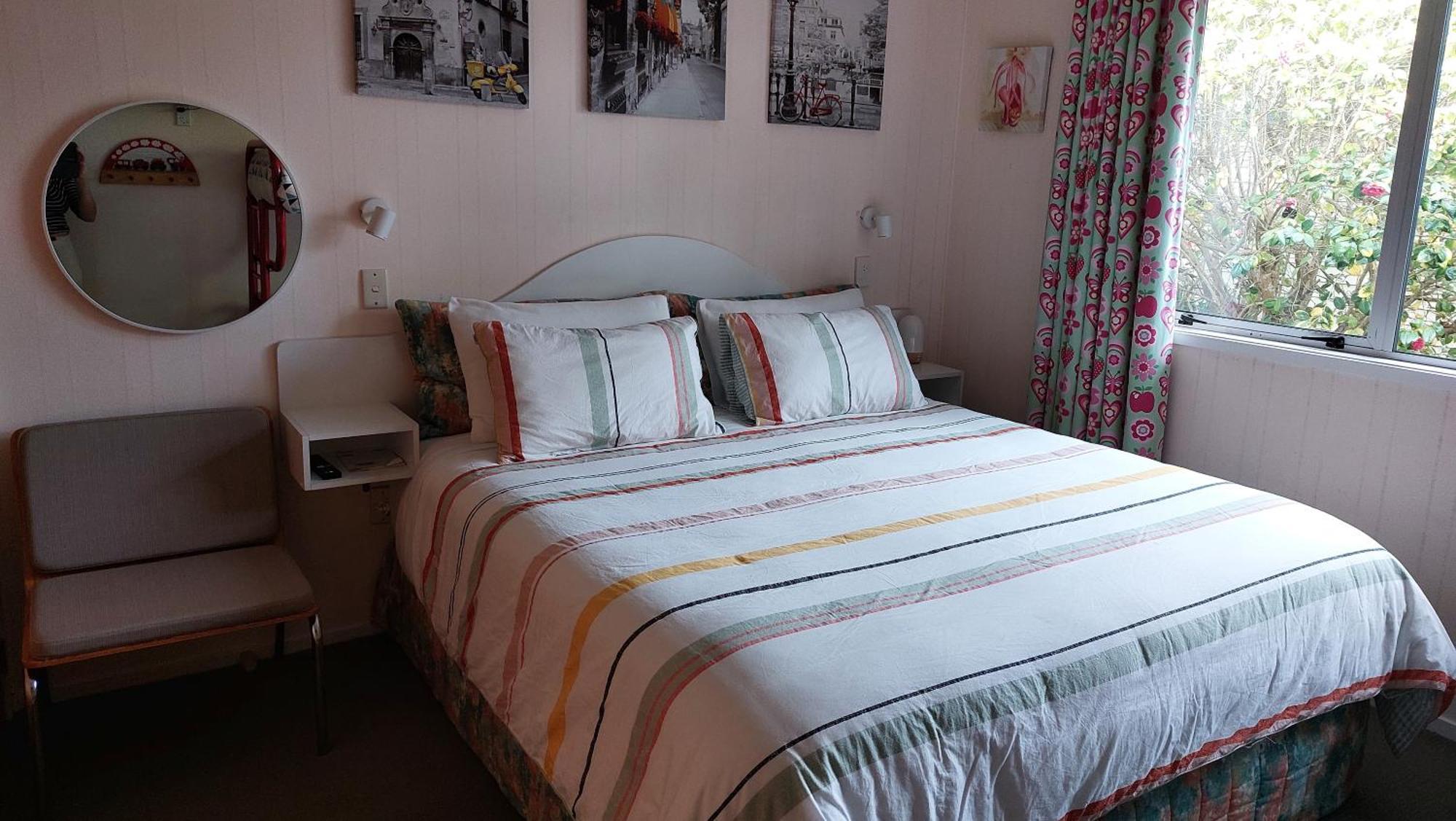 Bed And Breakfast Happy Home Taupo Accommodation Dış mekan fotoğraf