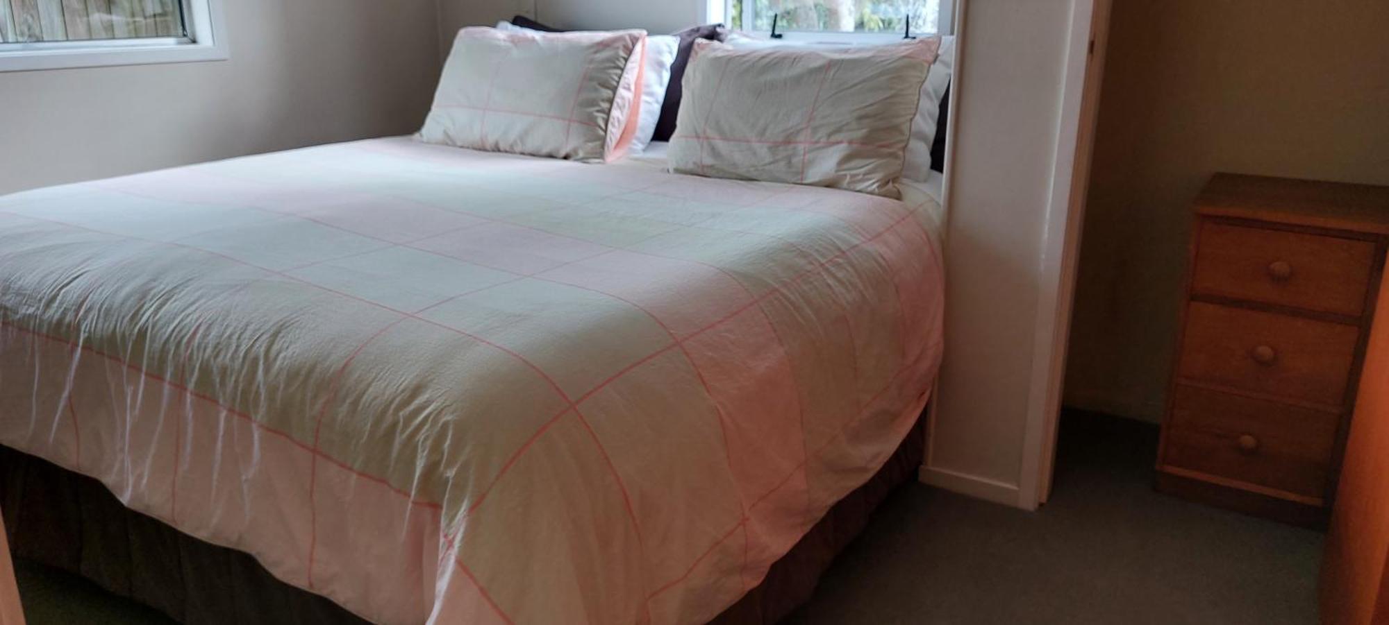 Bed And Breakfast Happy Home Taupo Accommodation Dış mekan fotoğraf