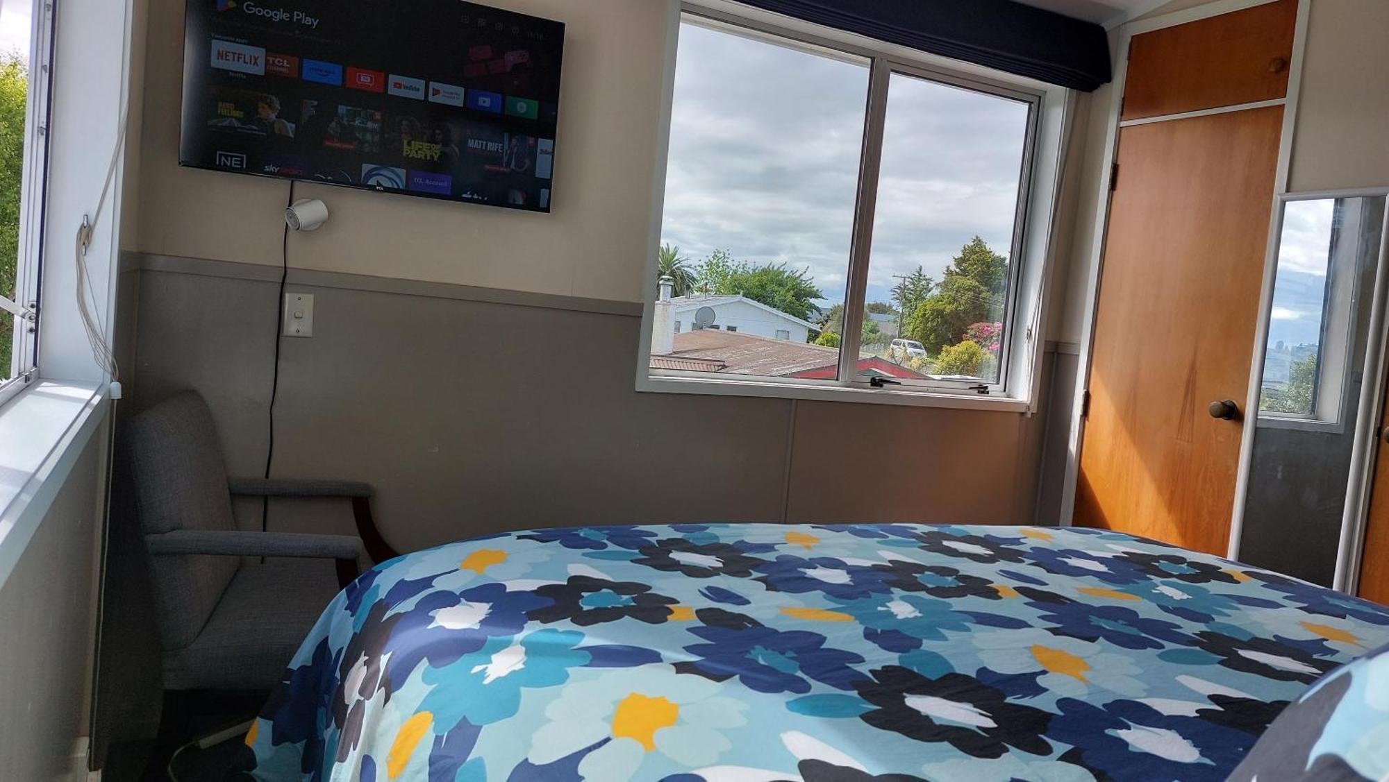 Bed And Breakfast Happy Home Taupo Accommodation Dış mekan fotoğraf