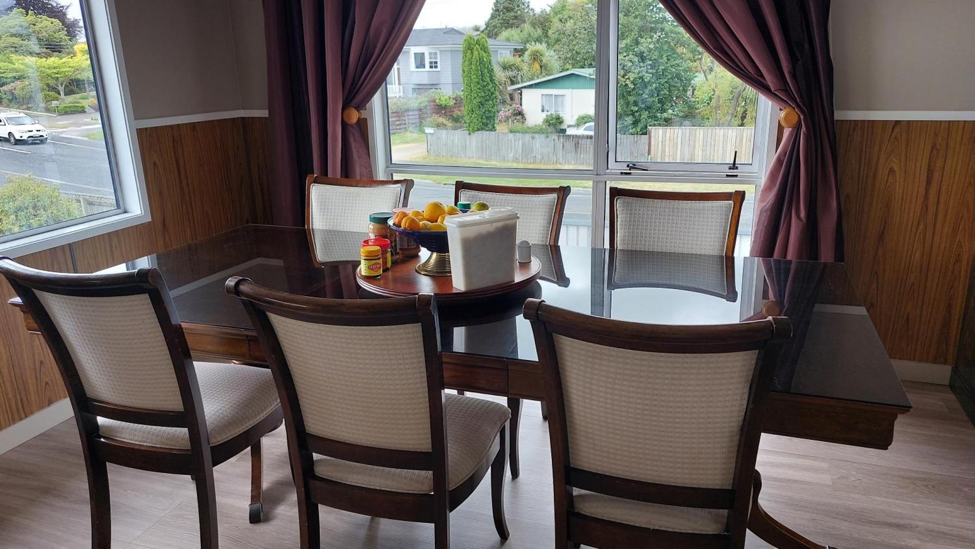 Bed And Breakfast Happy Home Taupo Accommodation Dış mekan fotoğraf