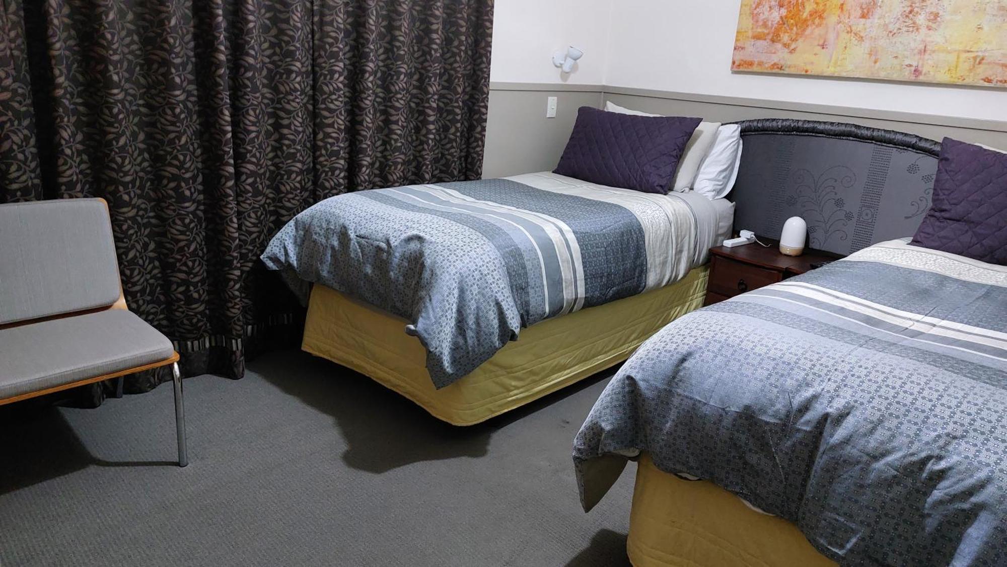 Bed And Breakfast Happy Home Taupo Accommodation Dış mekan fotoğraf