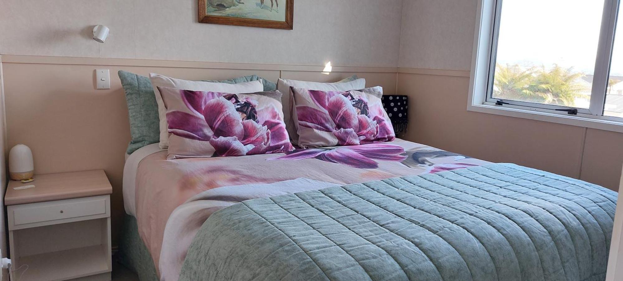 Bed And Breakfast Happy Home Taupo Accommodation Dış mekan fotoğraf