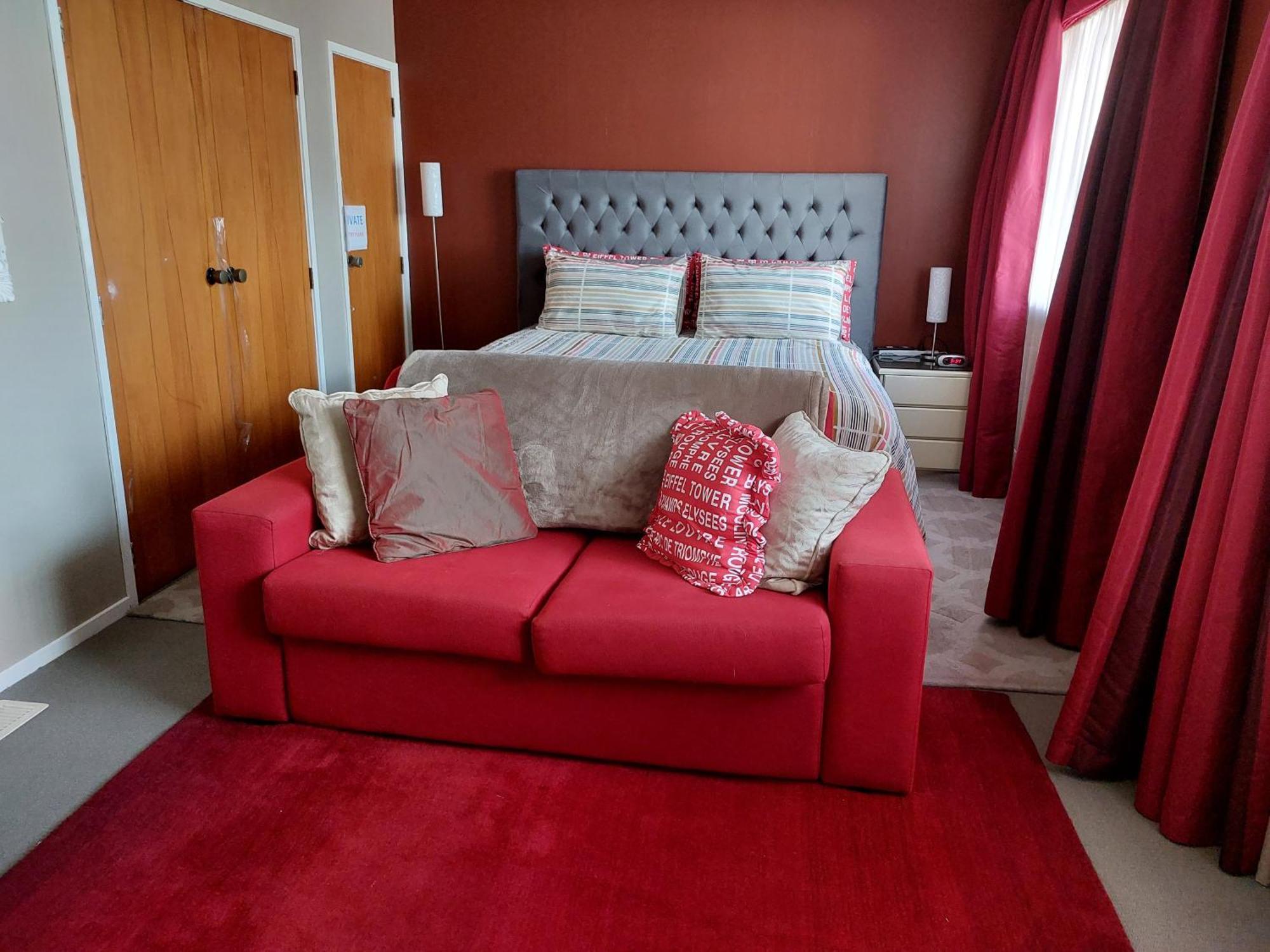 Bed And Breakfast Happy Home Taupo Accommodation Dış mekan fotoğraf